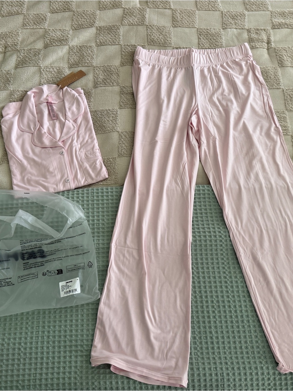 NWT SKIMS Bloom Pink Pajama Set M